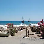Linda Hotel 3*