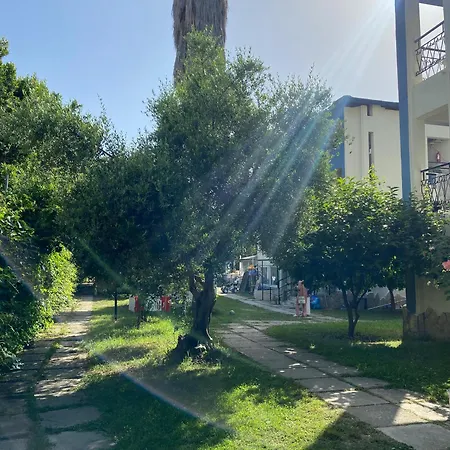 Ξενοδοχείο Linda